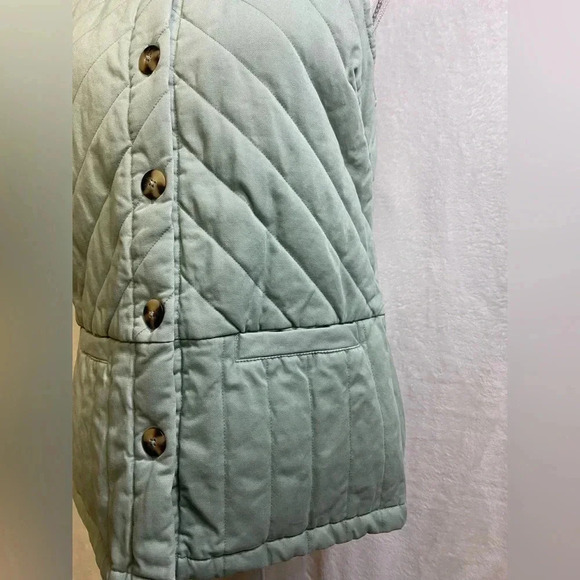 Christopher & Banks quilted button up vest women’s size S - Picture 3 of 12